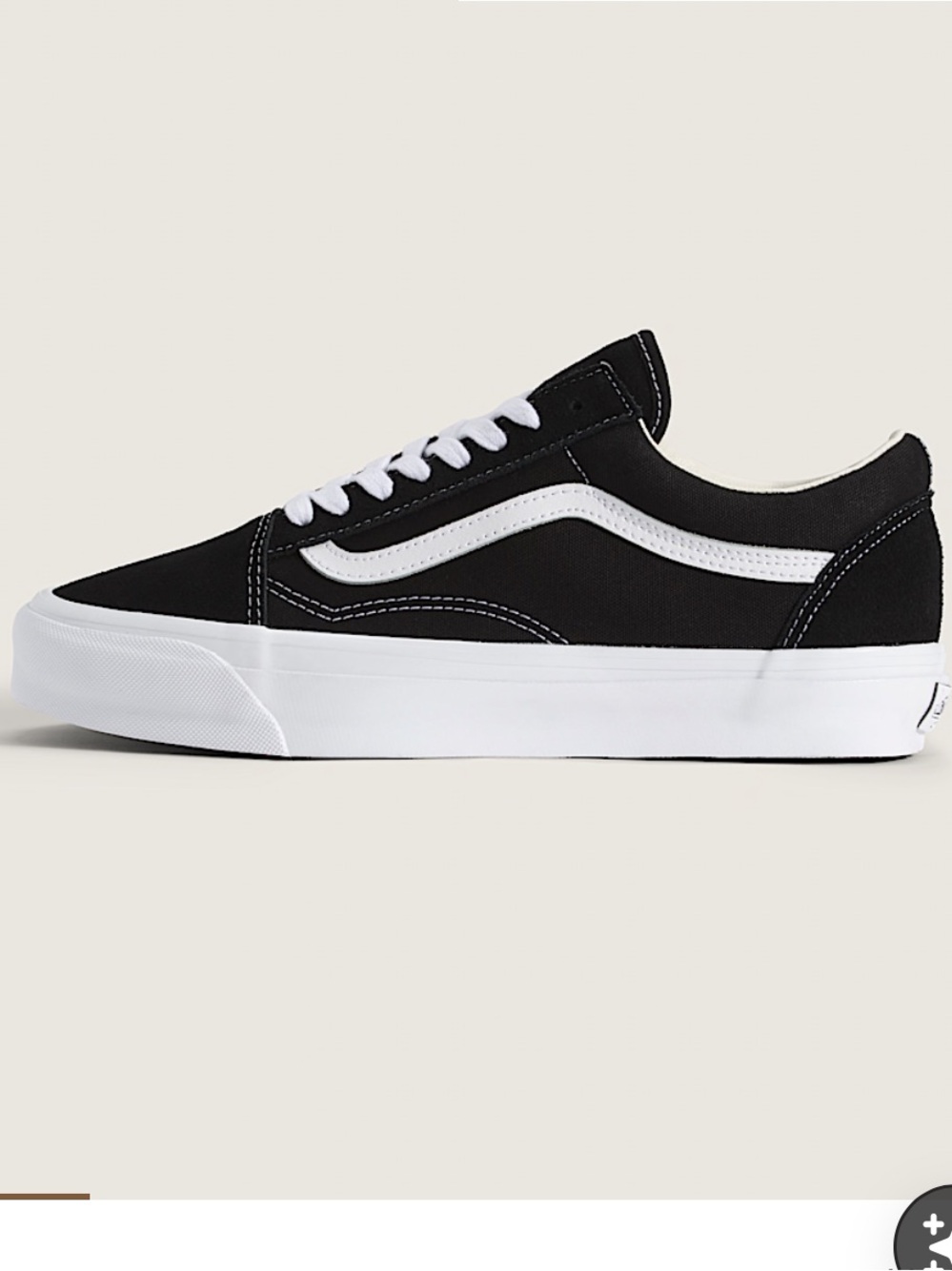 Vans Premium Old Skool Low-Top Sneakers - Black & White Sz. 10